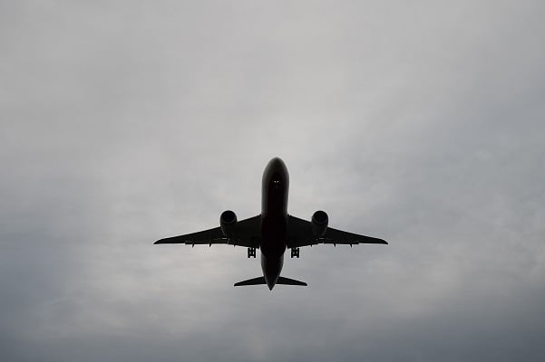 Air India flight diverts amid a bomb threat – London Business News | Londonlovesbusiness.com